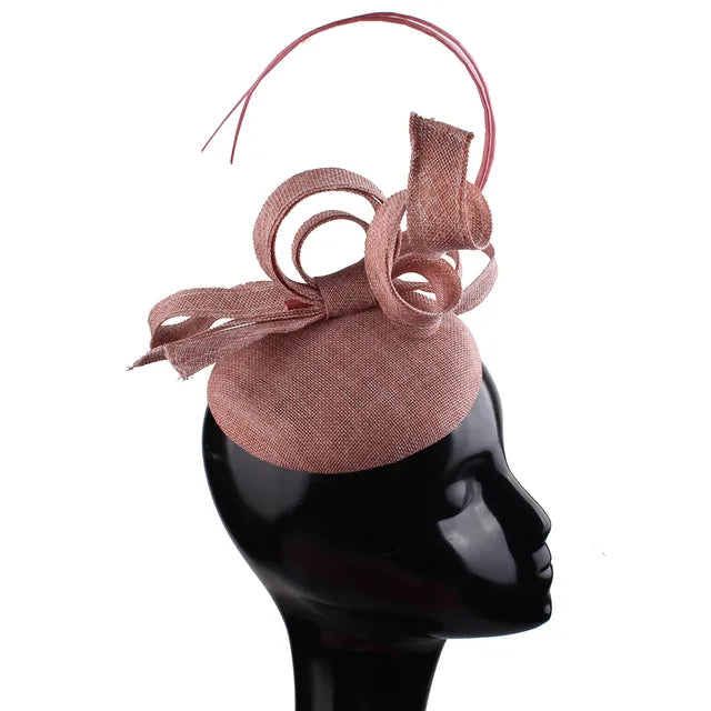 Elegant Hot Pink Fascinator Hairclip for Ladies - GirlnamedParis