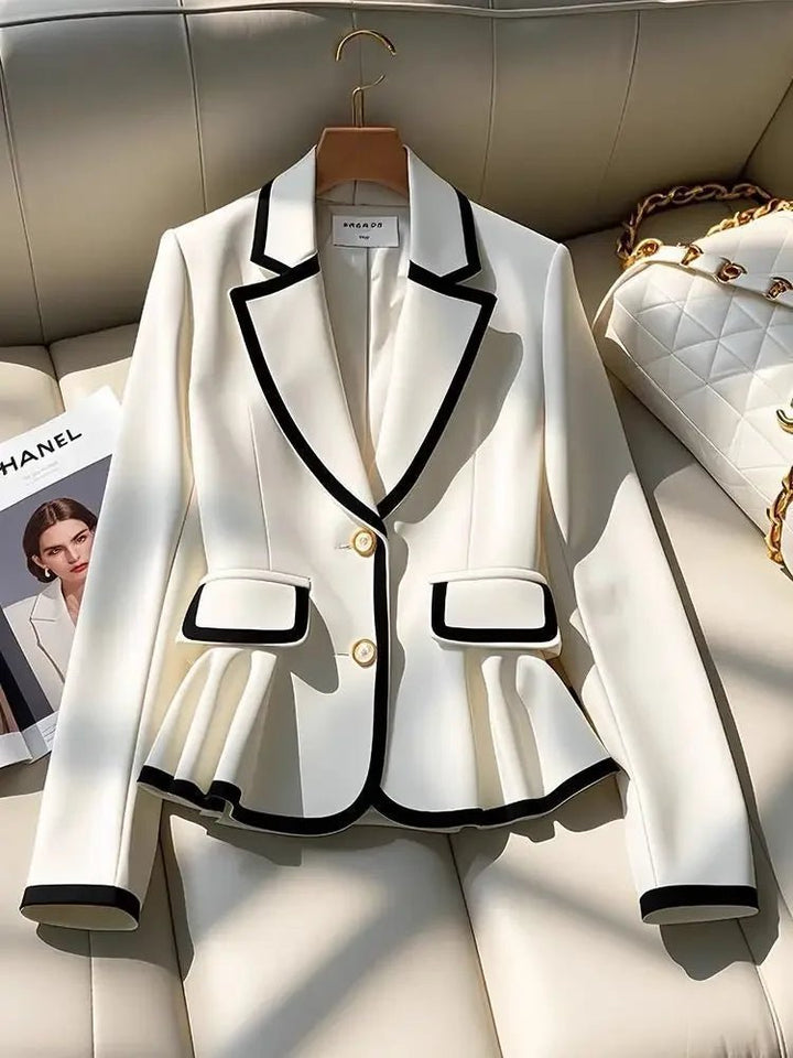 High Society Retro Hepburn White Blazer for Women - GirlnamedParis