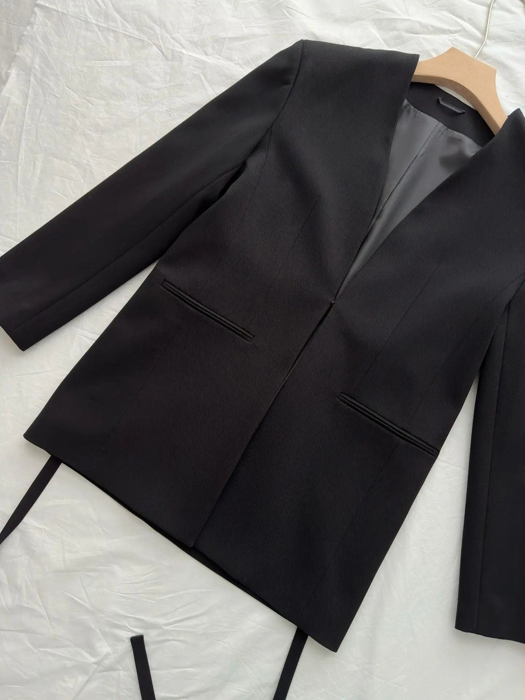 Minimalist Autumn VNeck Black Womens Suit Jacket - GirlnamedParis